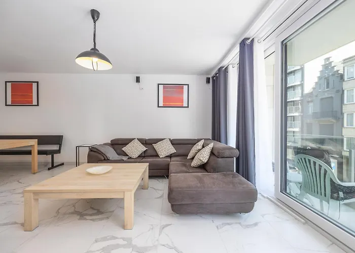 Lägenhet Lecomte - The White House 237