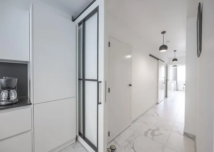 Lägenhet Lecomte - The White House 237 *