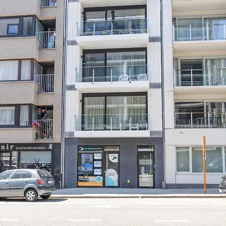 아파트 Lecomte - The White House 237 *